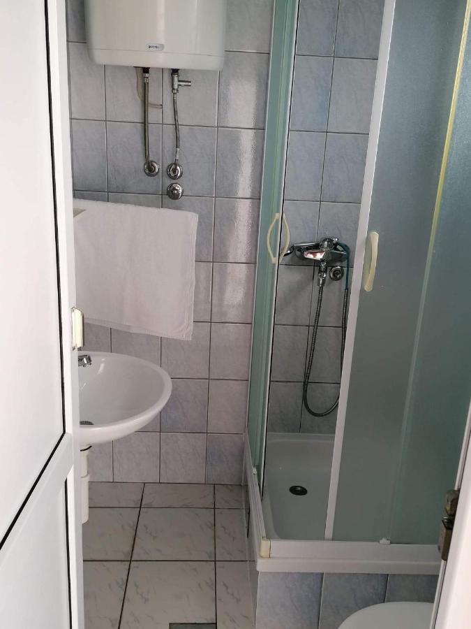 Iva Apartments Подаца Экстерьер фото