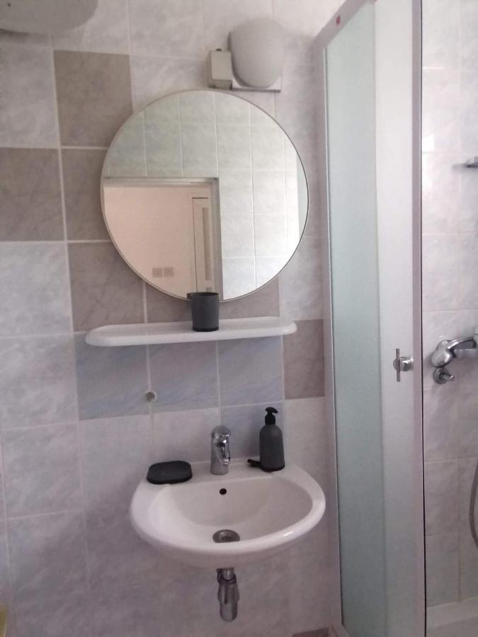 Iva Apartments Подаца Экстерьер фото