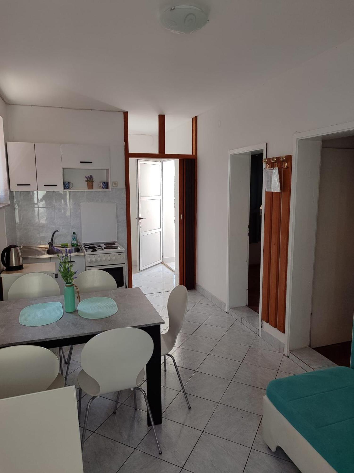 Iva Apartments Подаца Экстерьер фото