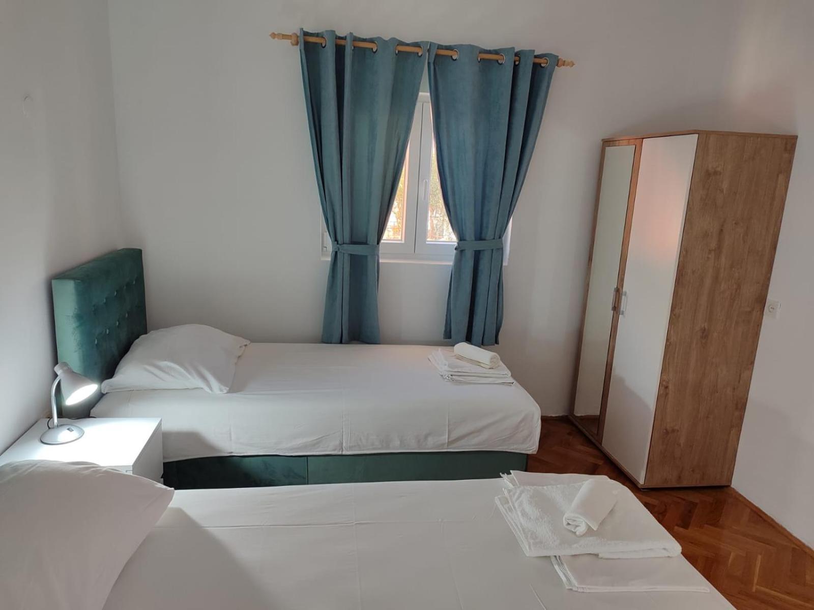 Iva Apartments Подаца Экстерьер фото
