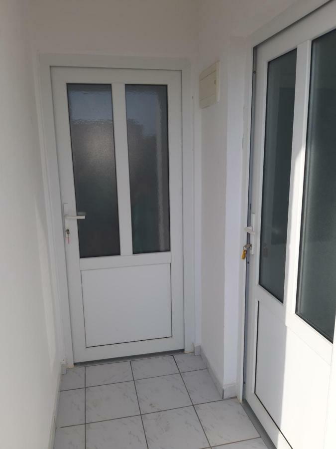 Iva Apartments Подаца Экстерьер фото